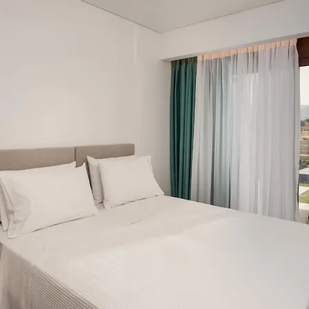 Thyme Sea View Apartments By 8Essentially Souda Exterior photo